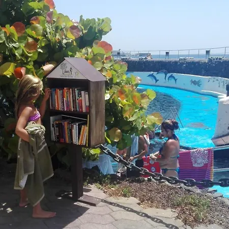 Проживание в семье With Private Bathroom And Sea View, 50 M Del Mar *