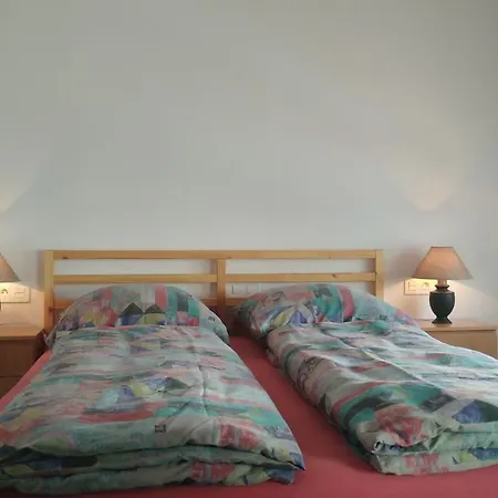 Проживание в семье With Private Bathroom And Sea View, 50 M Del Mar