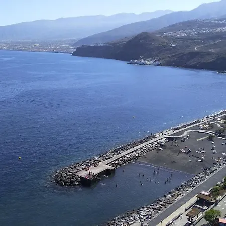 Проживание в семье With Private Bathroom And Sea View, 50 M Del Mar Радазул