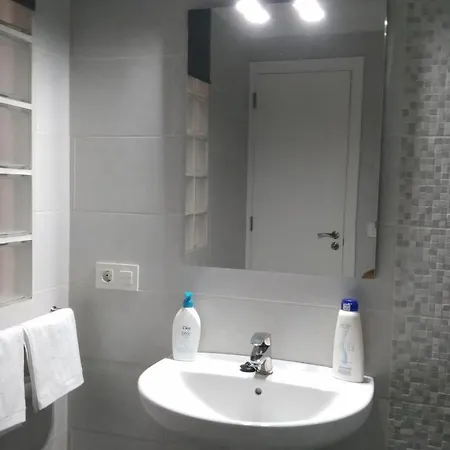 Homestay szállás With Private Bathroom And Sea View, 50 M Del Mar *