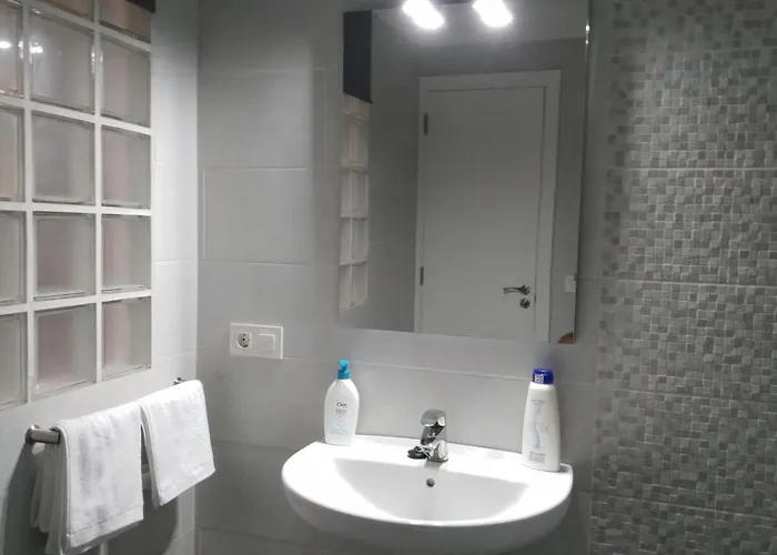 בית אירוח With Private Bathroom And Sea View, 50 M Del Mar *