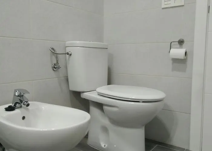 With Private Bathroom And Sea View, 50 M Del Mar * Radazul