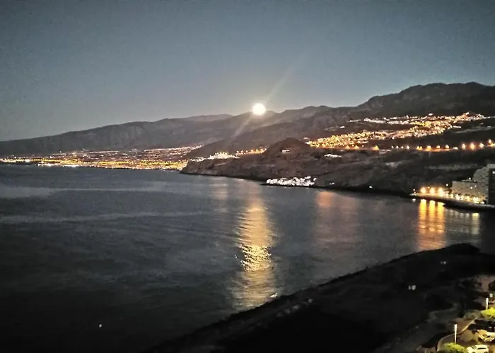 Kwatera prywatna With Private Bathroom And Sea View, 50 M Del Mar