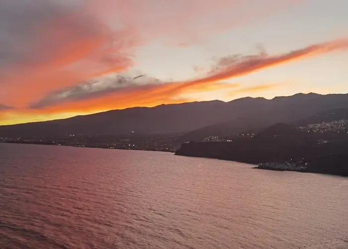 בית אירוח With Private Bathroom And Sea View, 50 M Del Mar Radazul