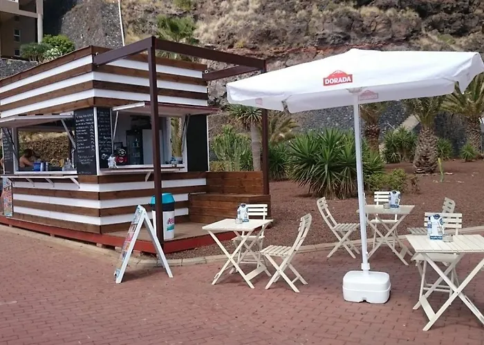 With Private Bathroom And Sea View, 50 M Del Mar בית אירוח *